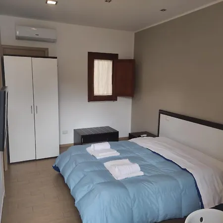 Aparthotel Cortile Antico 2*