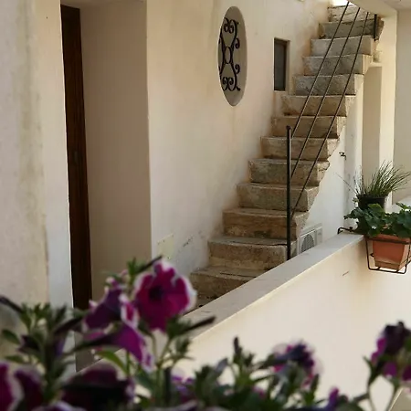 Cortile Antico Aparthotel 2*
