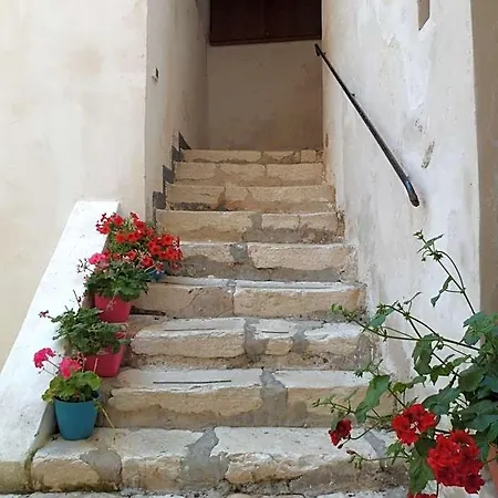 Cortile Antico Aparthotel Trapani