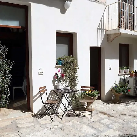 Aparthotel Cortile Antico Trapani