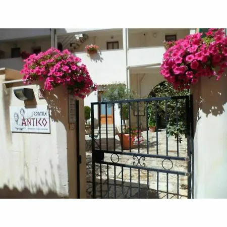 Cortile Antico Aparthotel